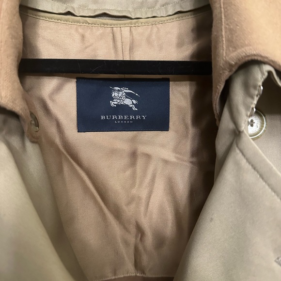 Burberry Vintage Trench coat Authentic - Picture 2 of 11